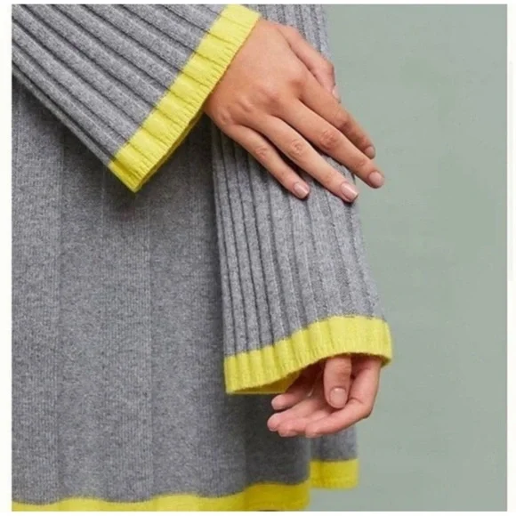 Anthropologie Arseneau Bell Sleeve Sweater Dress NWT Size XS - Picture 4 of 13